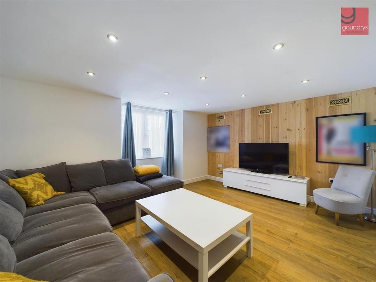 Апартаменты Truroflat Экстерьер фото