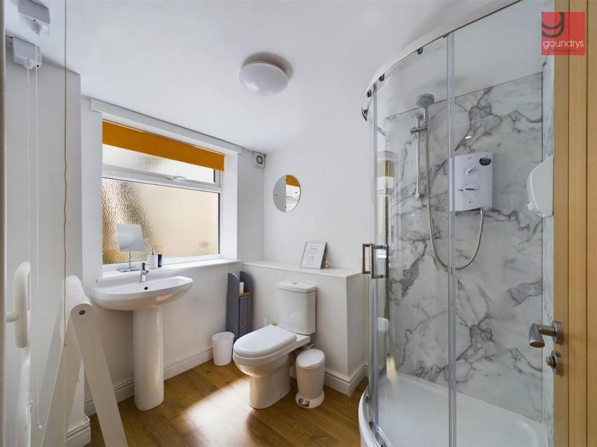 Апартаменты Truroflat Экстерьер фото